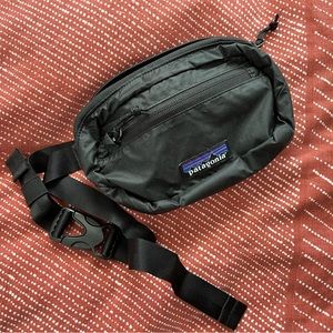 Patagonia mini hip pack 1L